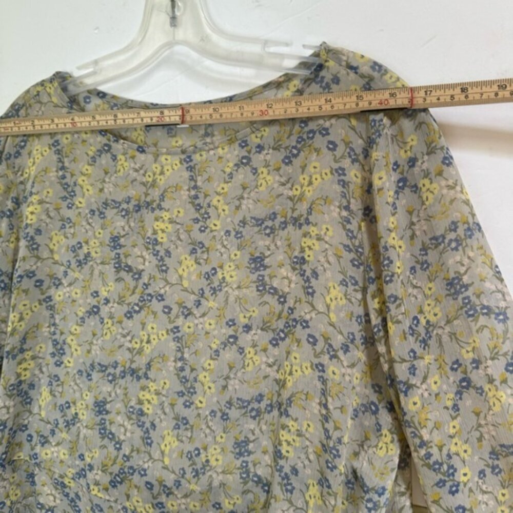 Uniqlo NEW Floral Lightweight Semi Sheer Bell Sleeve Flowy Blouse Top Peplum L - Picture 14 of 16